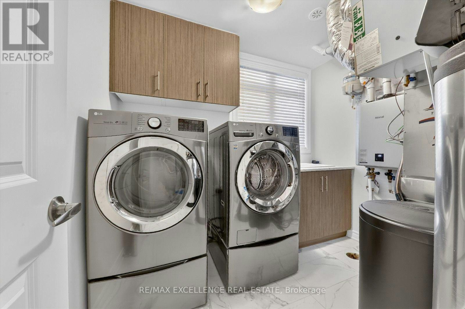 1260 Restivo Lane, Milton, ON, L9E 1J9 - 7
