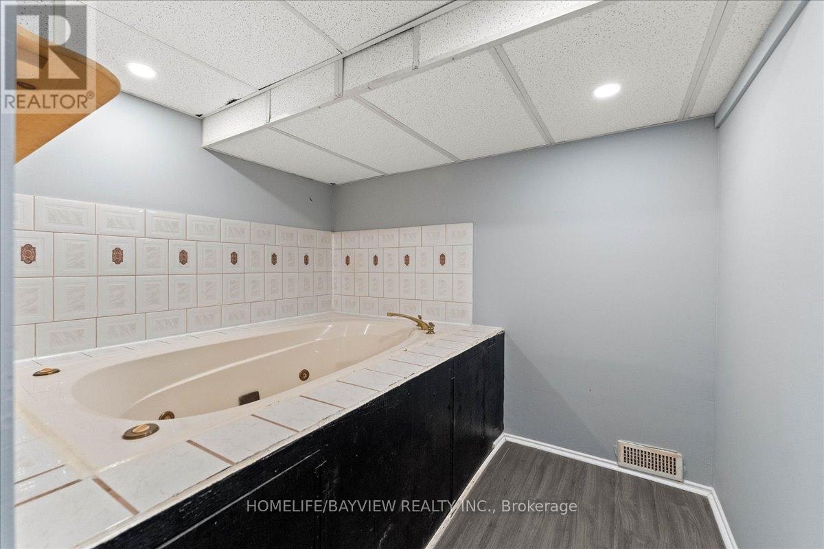 214 Burlington Street E, Hamilton, ON, L8L 4H1 - 27
