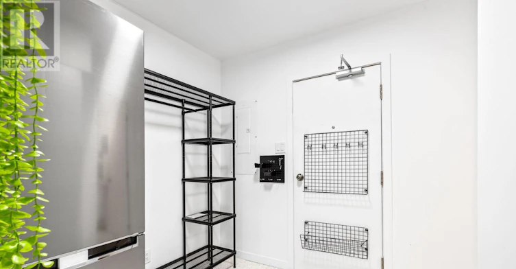 9-204 Ste Monique Street, Ottawa, ON, K1L 7R1 - 2