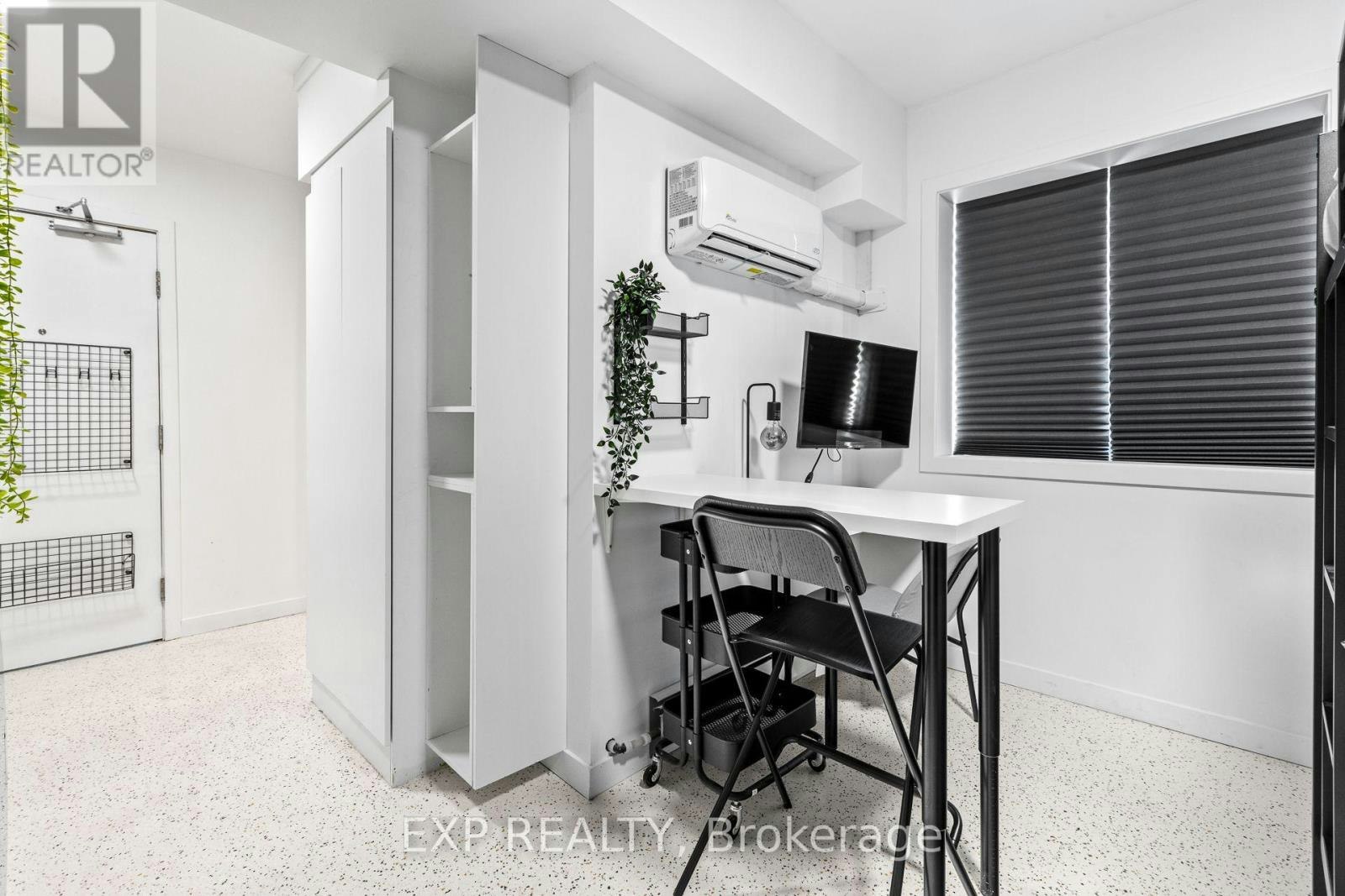9-204 Ste Monique Street, Ottawa, ON, K1L 7R1 - 8