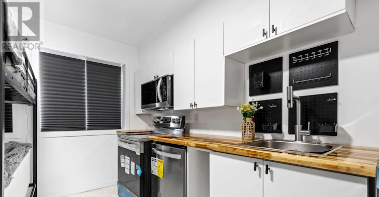 9-204 Ste Monique Street, Ottawa, ON, K1L 7R1 - 3