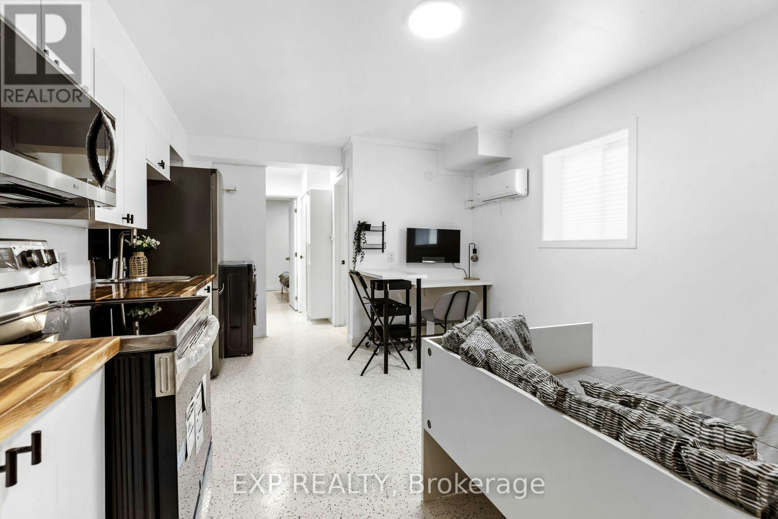 6-204 Ste Monique Street, Ottawa, ON, K1L 7R1 - 3