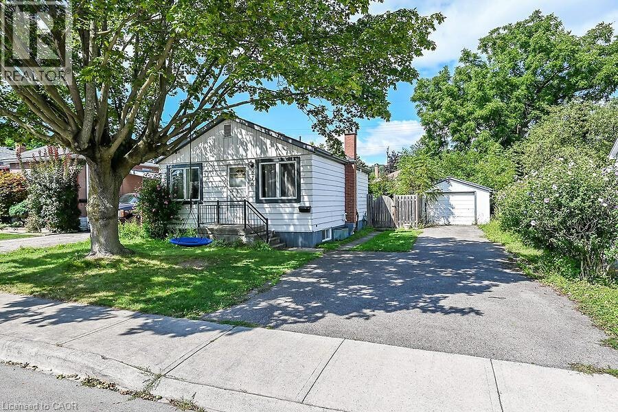 576 Rosseau Road, Hamilton, ON, L8K 4T8