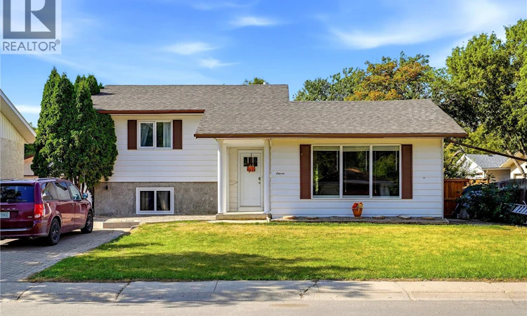 11 Mcsherry Crescent