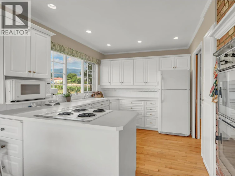 199 Lower Bench Road, Penticton, BC, V2A 1B2 - 17