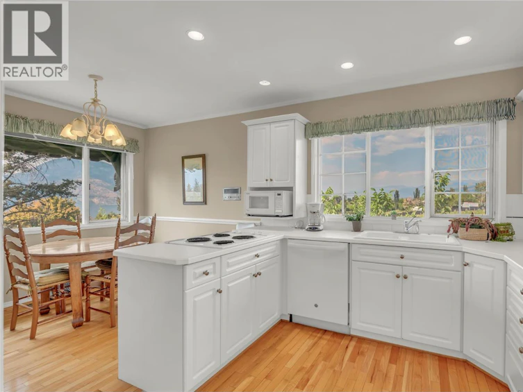 199 Lower Bench Road, Penticton, BC, V2A 1B2 - 16