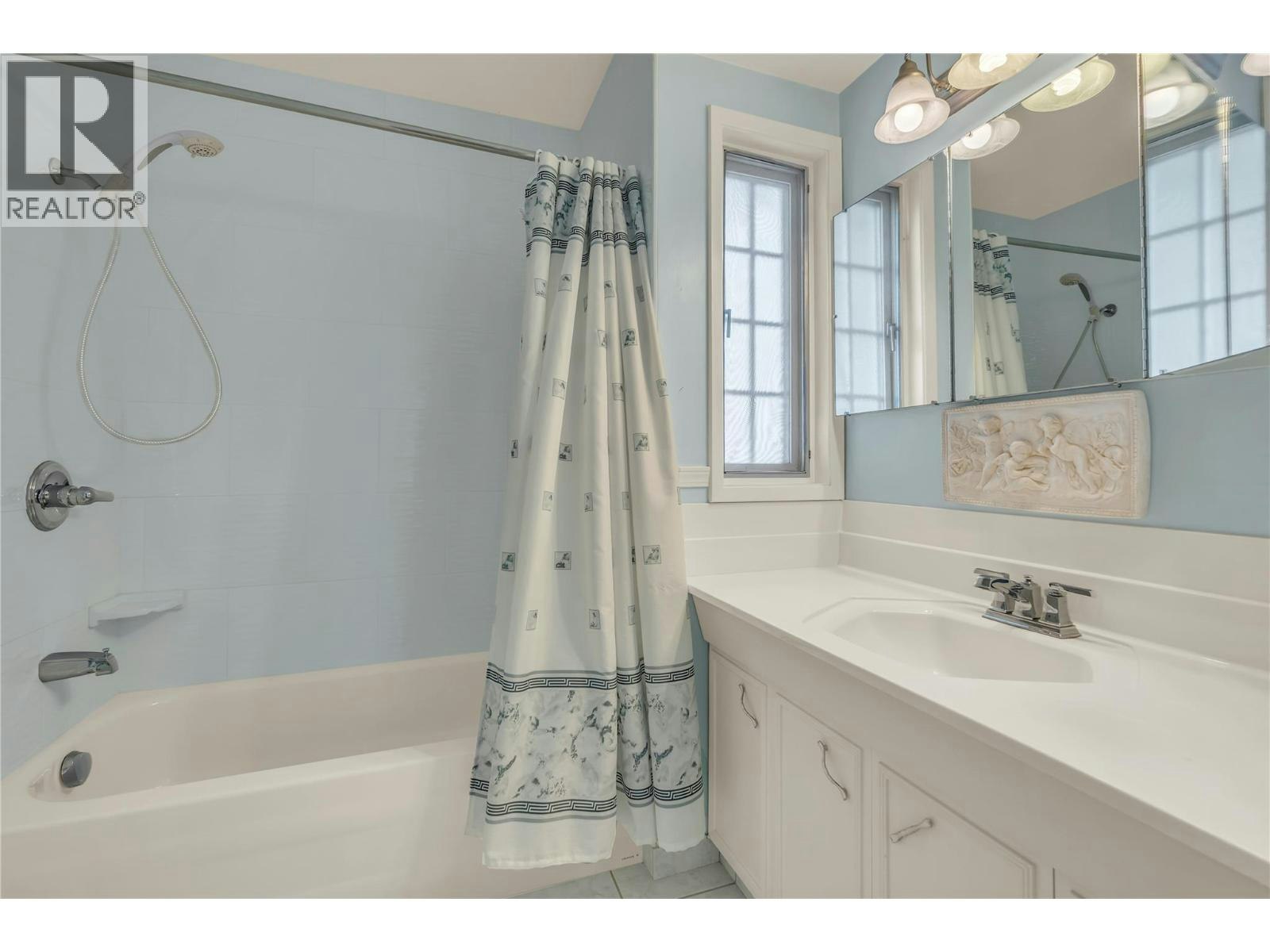 199 Lower Bench Road, Penticton, BC, V2A 1B2 - 8