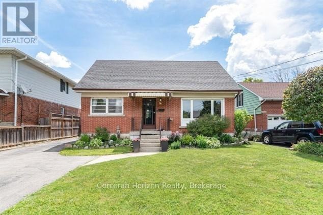 43 Wyngate Avenue E, Hamilton, ON, L8G 1T3