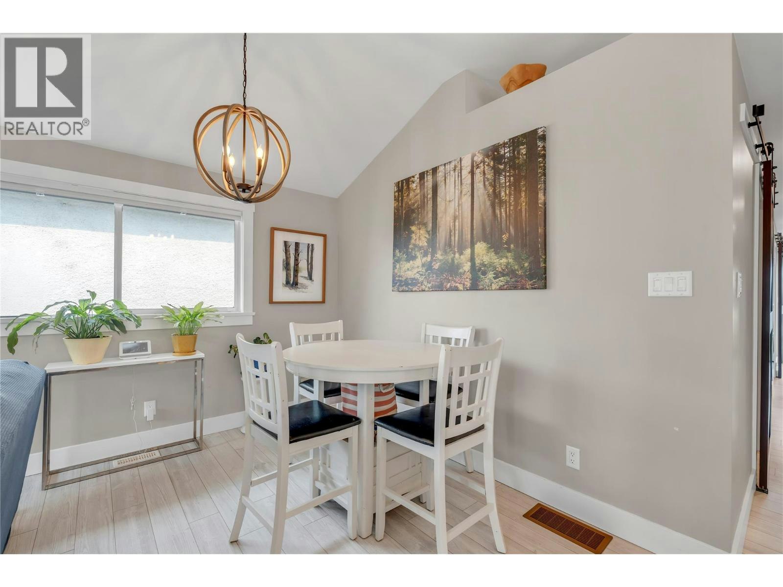 448 Caribou Street, Penticton, BC, V2A 5W6 - 12