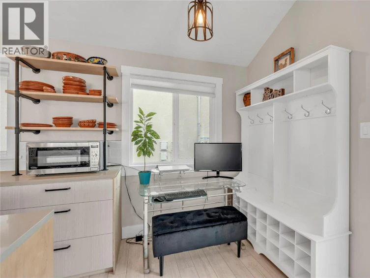 448 Caribou Street, Penticton, BC, V2A 5W6 - 20