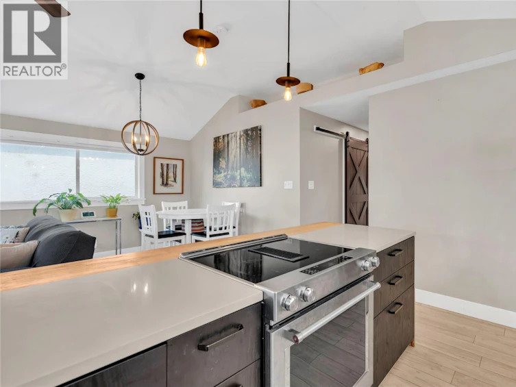 448 Caribou Street, Penticton, BC, V2A 5W6 - 17