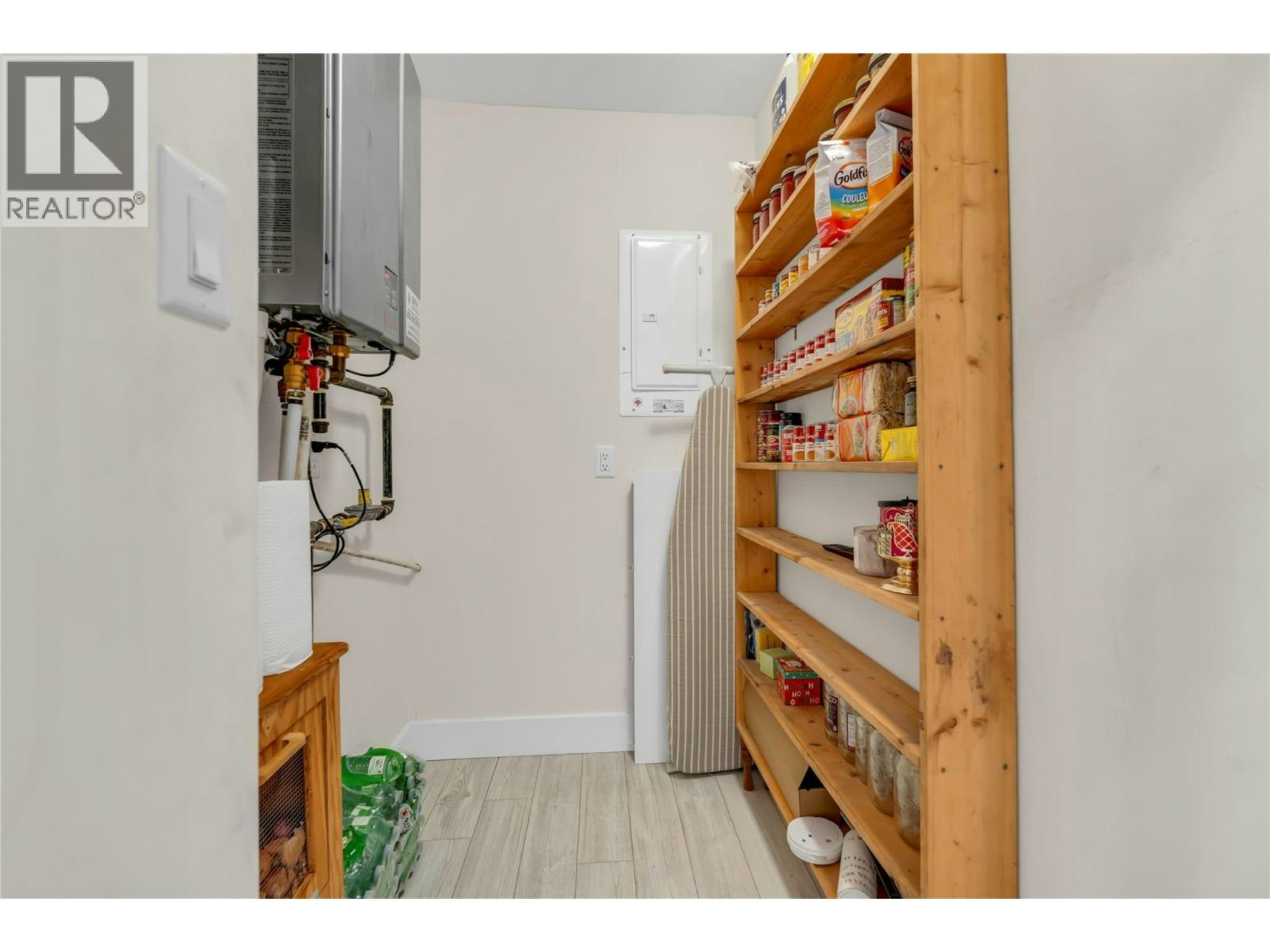 448 Caribou Street, Penticton, BC, V2A 5W6 - 22