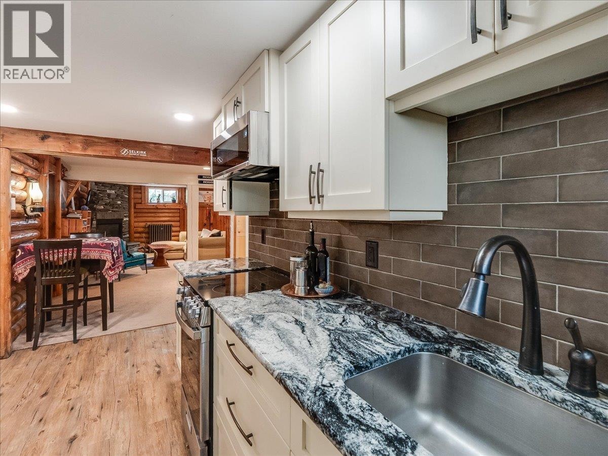 411 Hamilton Avenue, Nelson, BC, V1L 3G1 - 47