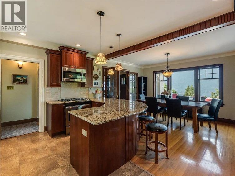 411 Hamilton Avenue, Nelson, BC, V1L 3G1 - 11