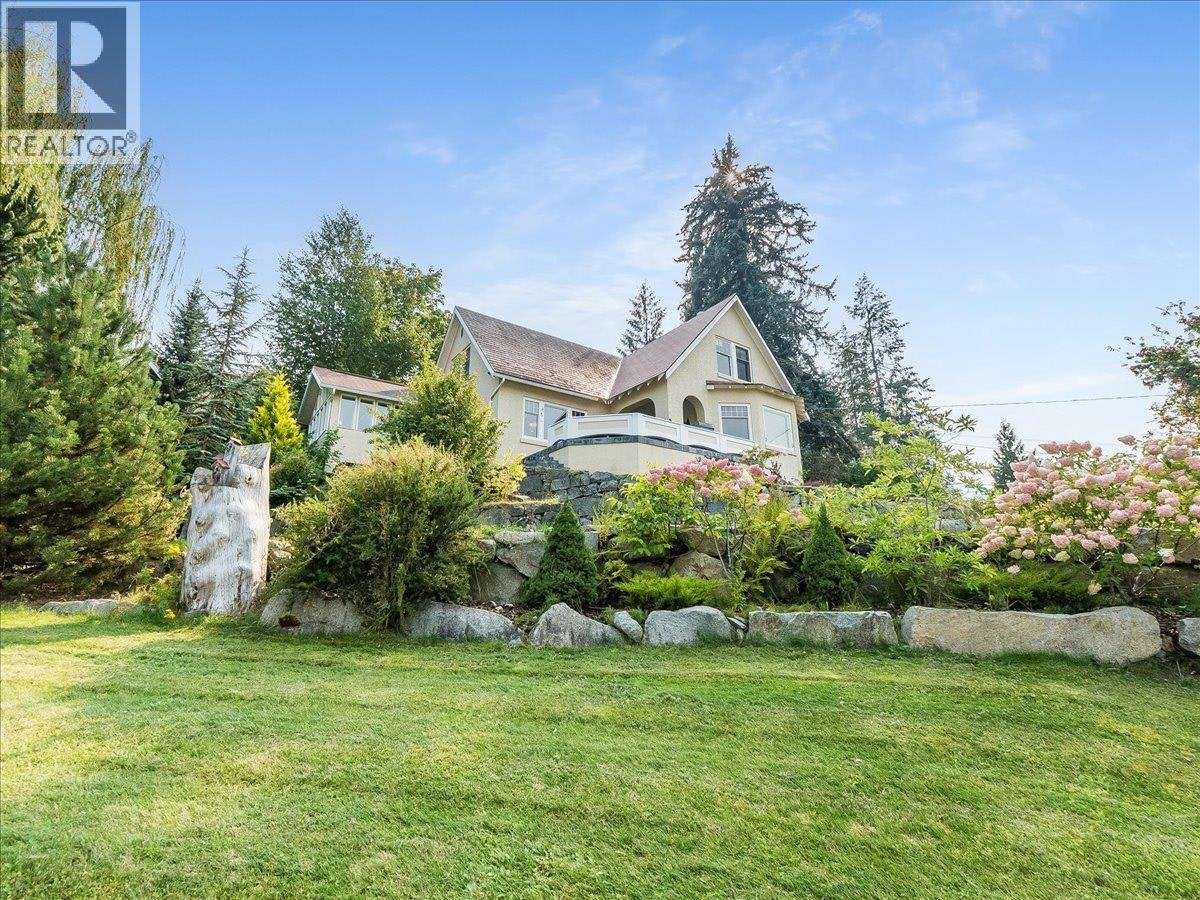 411 Hamilton Avenue, Nelson, BC, V1L 3G1 - 6