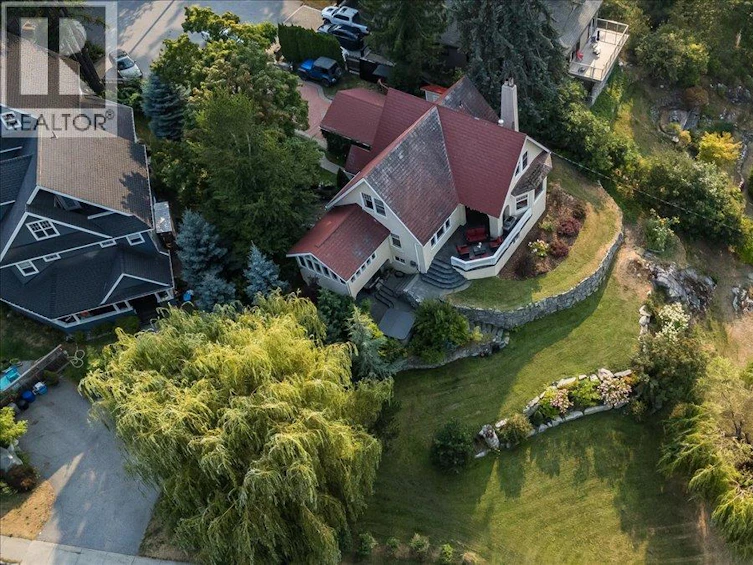 411 Hamilton Avenue, Nelson, BC, V1L 3G1 - 58