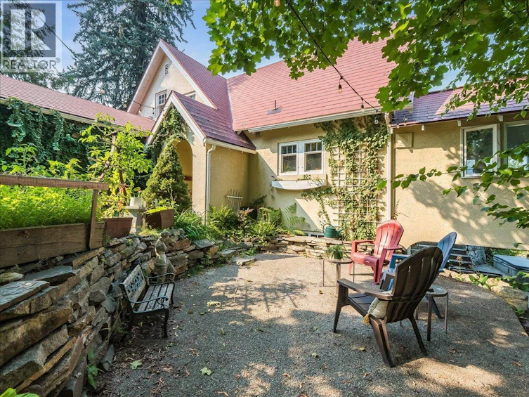 411 Hamilton Avenue, Nelson, BC, V1L 3G1 - 8