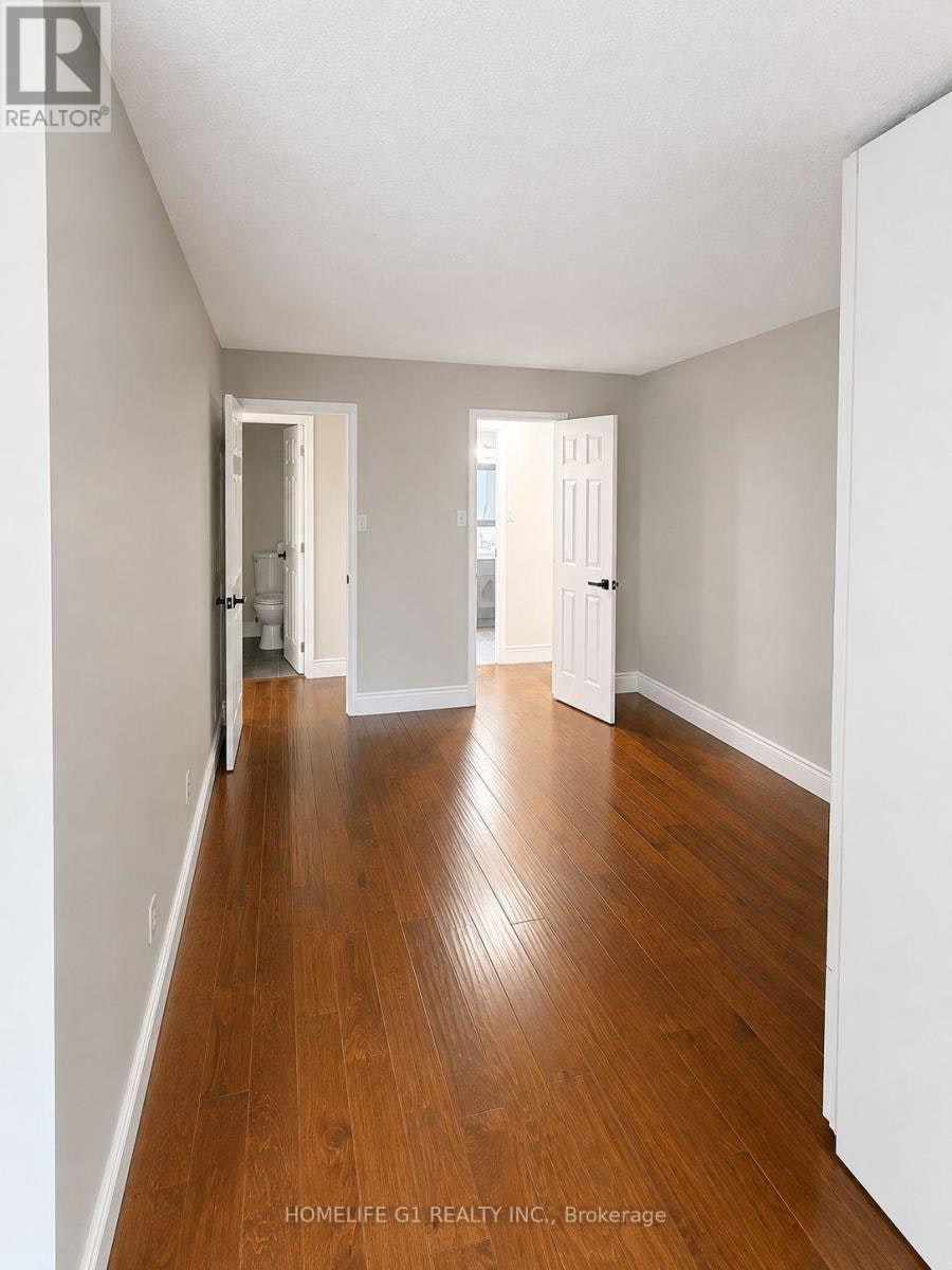 301-633 Bay Street, Toronto, ON, M5G 2G4 - 8