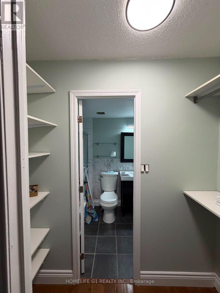 301-633 Bay Street, Toronto, ON, M5G 2G4 - 13