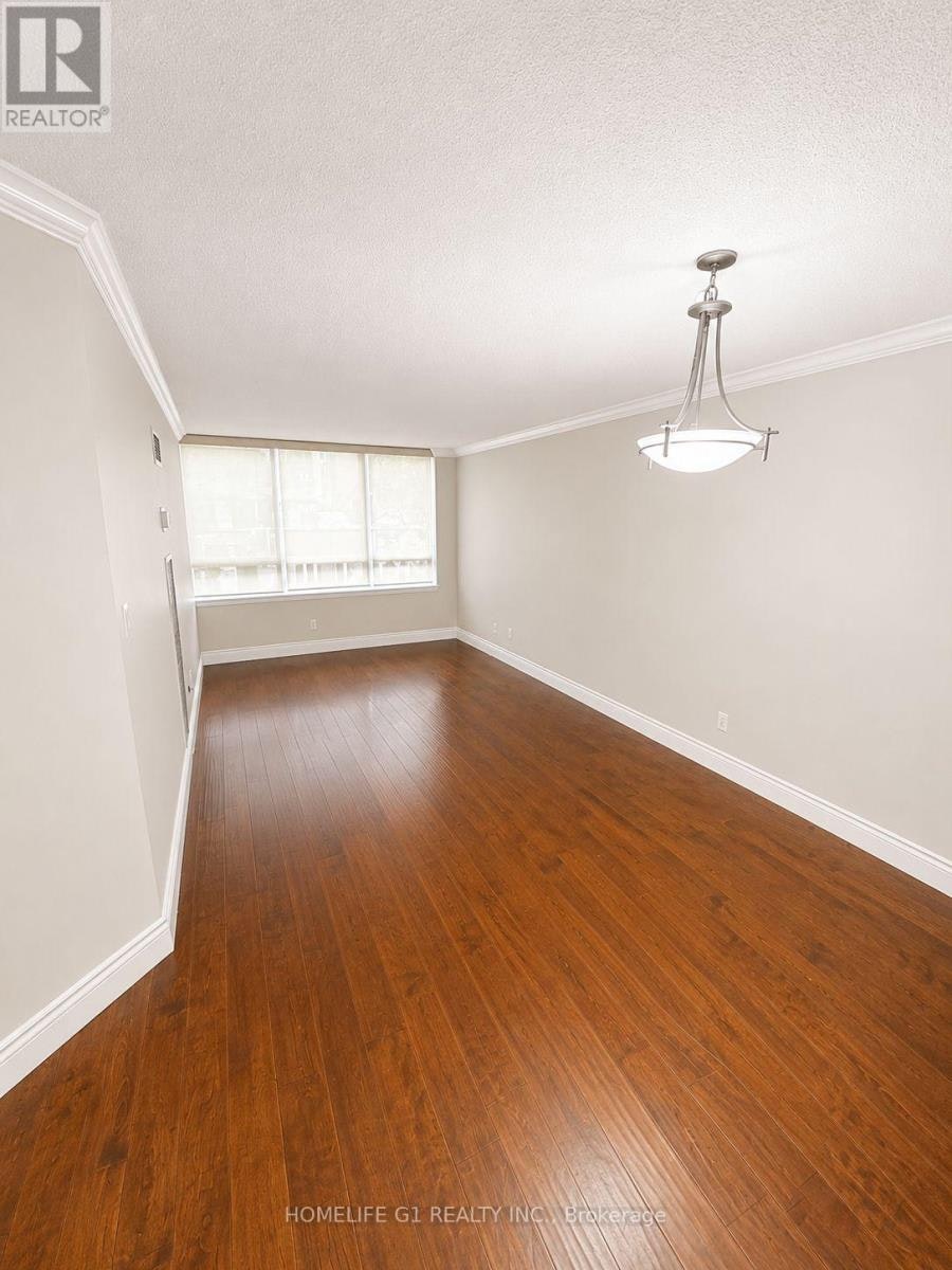 301-633 Bay Street, Toronto, ON, M5G 2G4 - 10