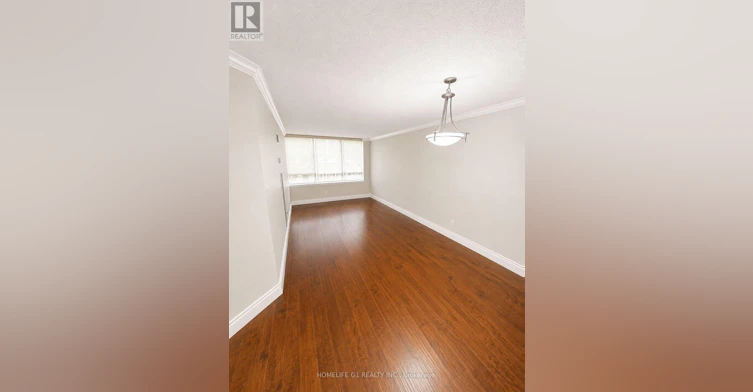 301-633 Bay Street, Toronto, ON, M5G 2G4 - 10