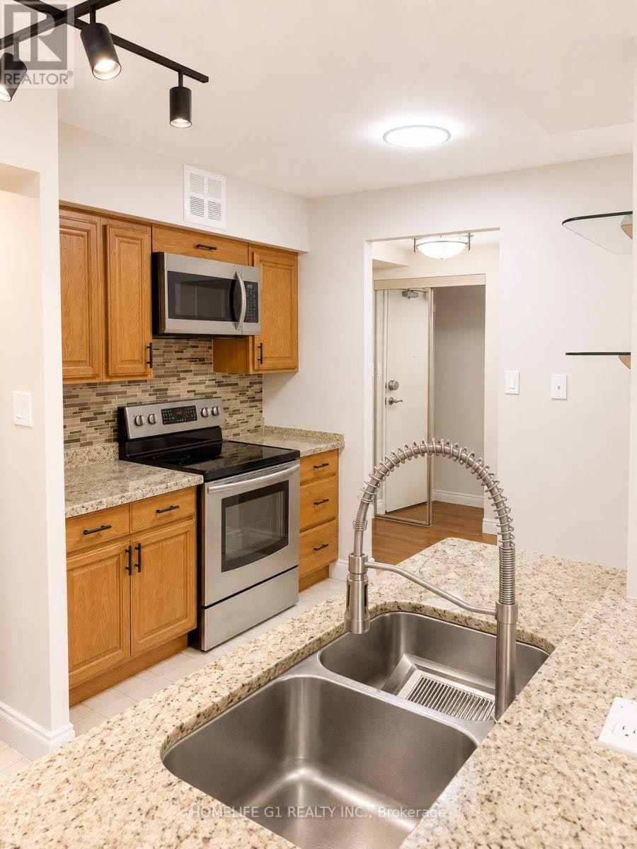 301-633 Bay Street, Toronto, ON, M5G 2G4 - 3