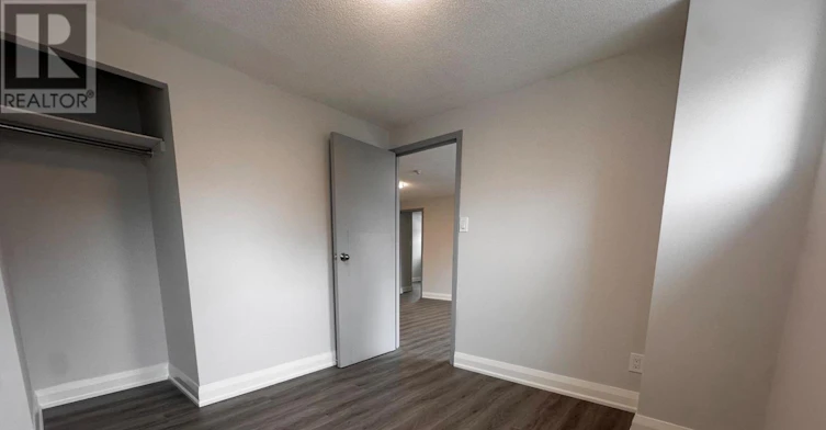 8-99 Bellevue Avenue, Toronto, ON, M5T 2N8 - 6