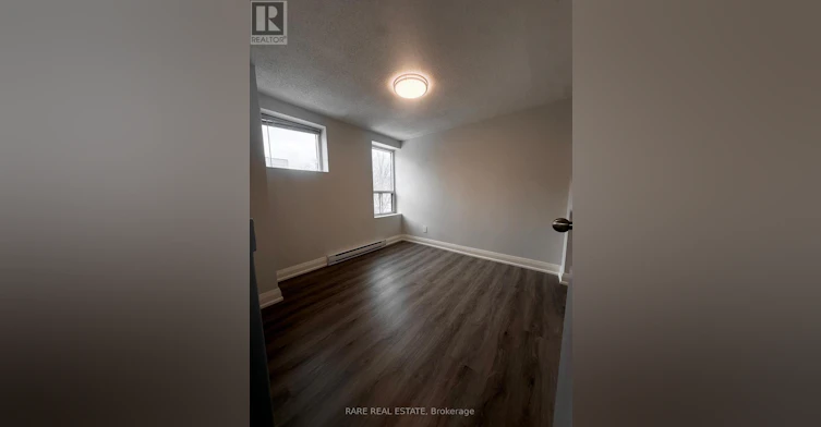 8-99 Bellevue Avenue, Toronto, ON, M5T 2N8 - 5