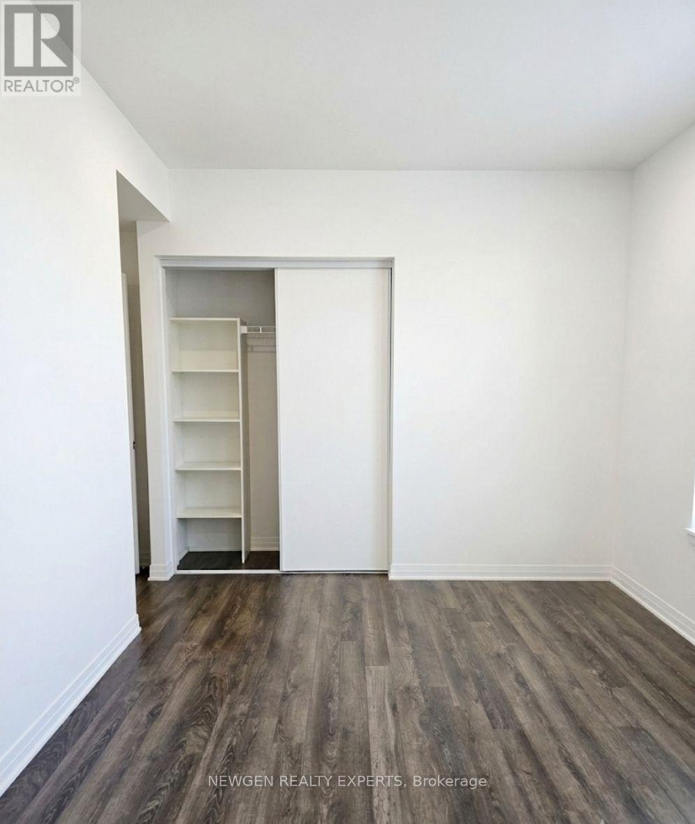 322-2 Adam Sellers Street, Markham, ON, L6B 1P2 - 6