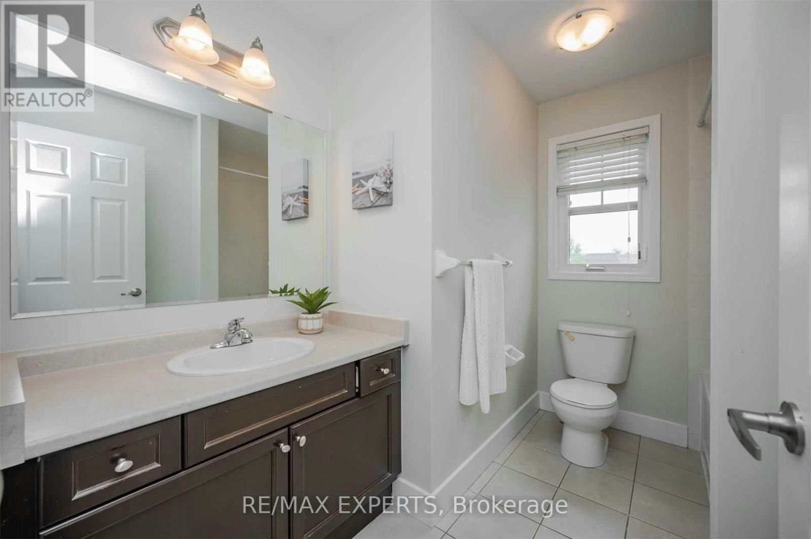 27 Mooney Trail, New Tecumseth, ON, L9R 0J4 - 25