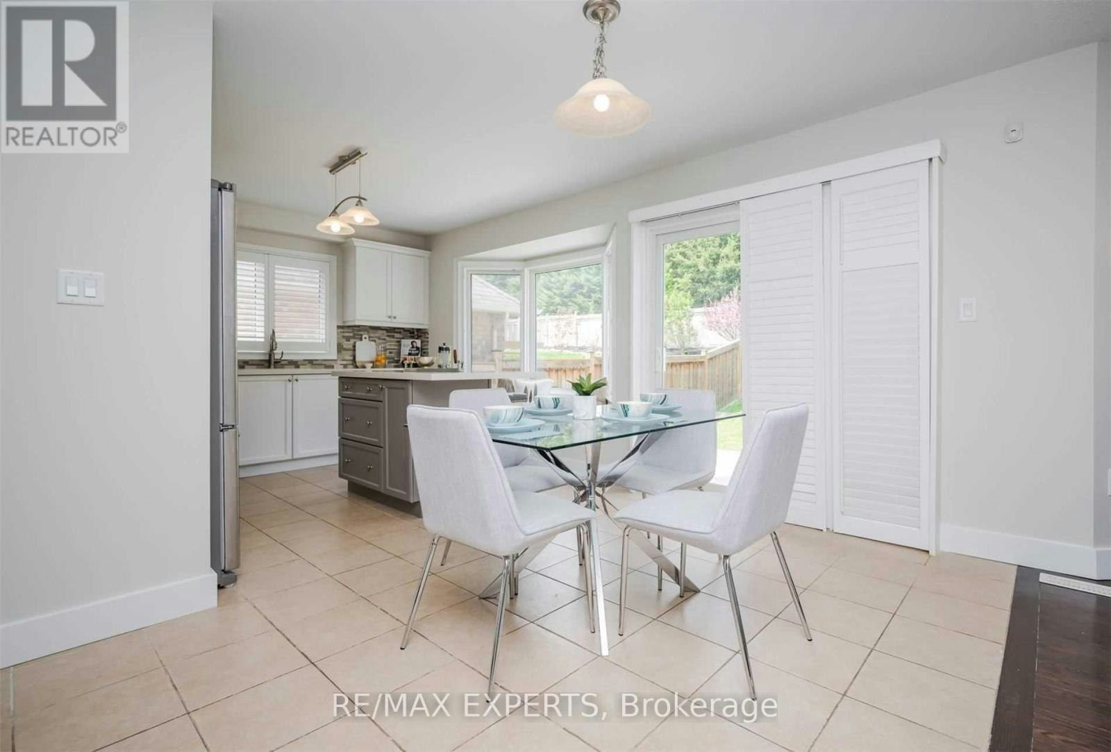 27 Mooney Trail, New Tecumseth, ON, L9R 0J4 - 10