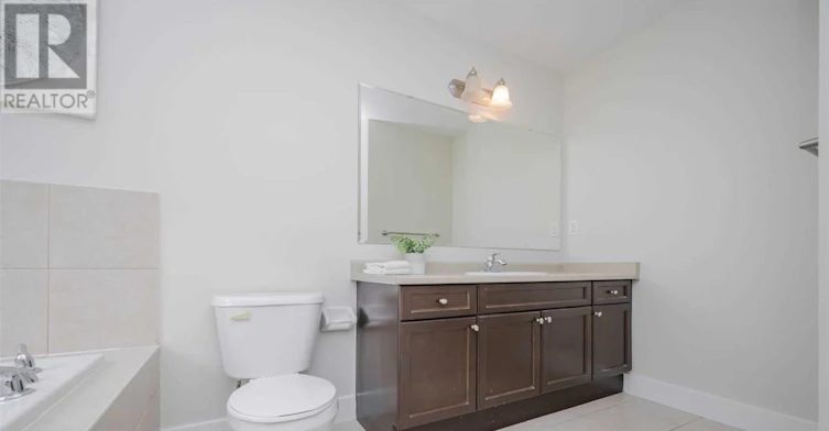27 Mooney Trail, New Tecumseth, ON, L9R 0J4 - 19