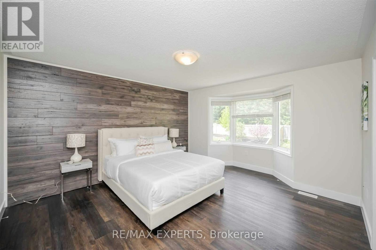 27 Mooney Trail, New Tecumseth, ON, L9R 0J4 - 17