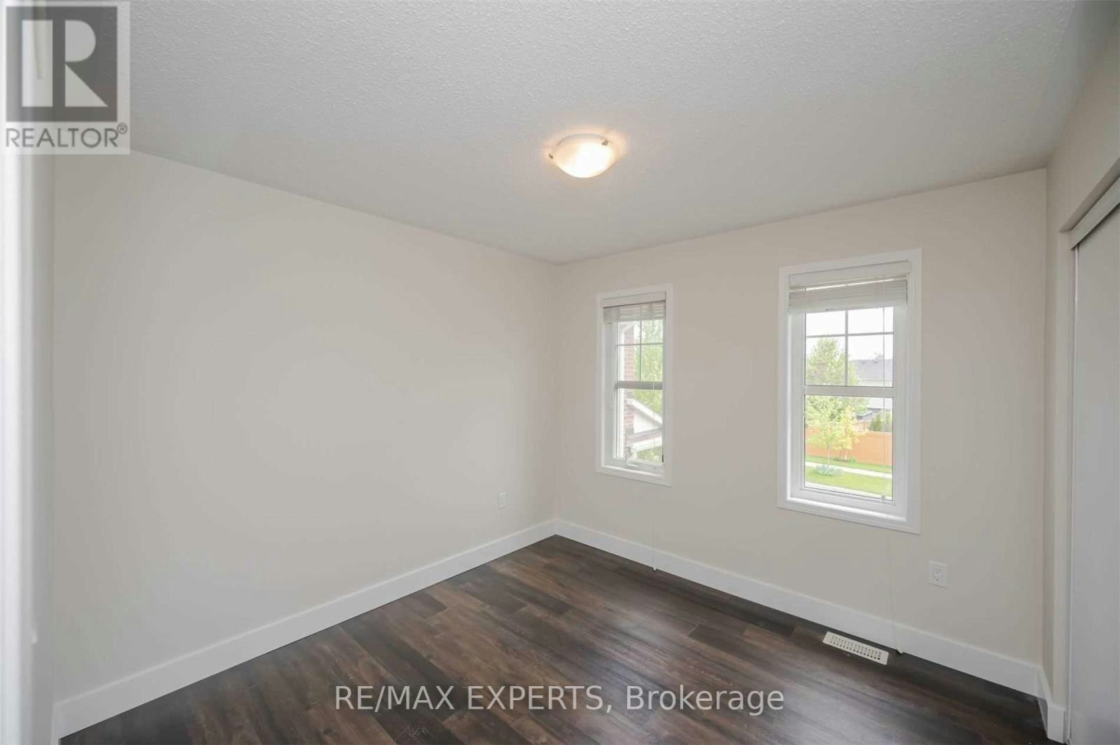 27 Mooney Trail, New Tecumseth, ON, L9R 0J4 - 27