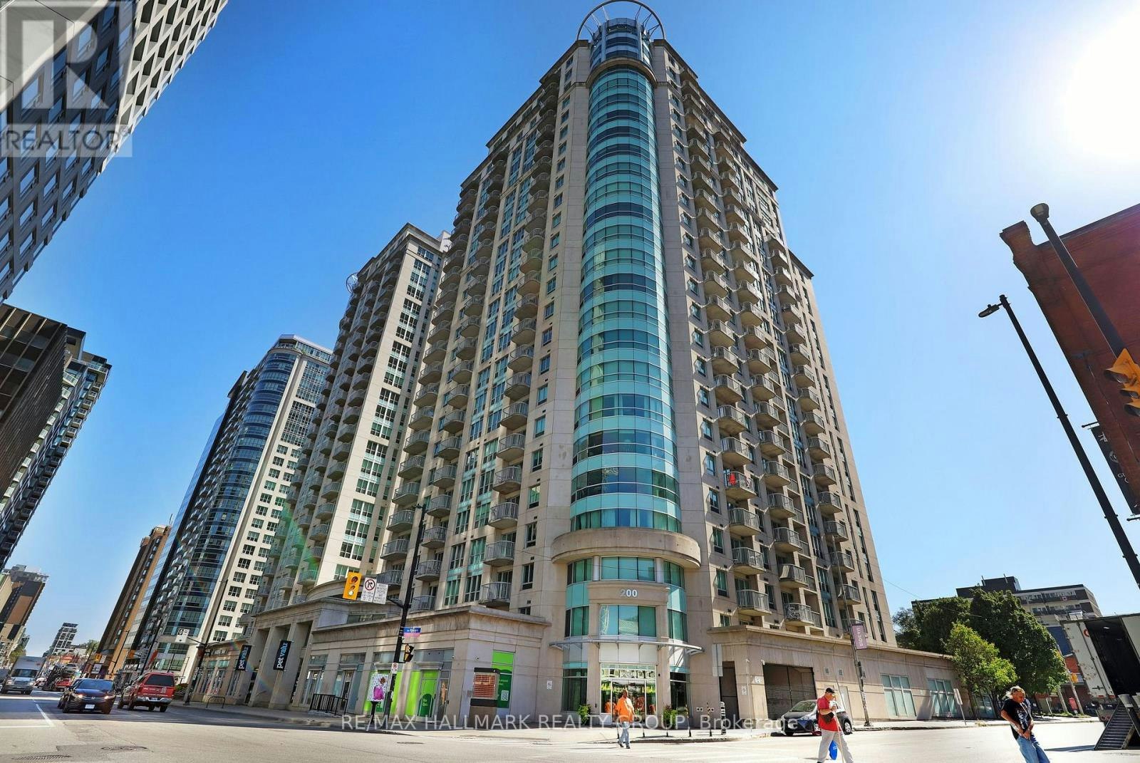 504-200 Rideau Street, Ottawa, ON, K1N 5Y1