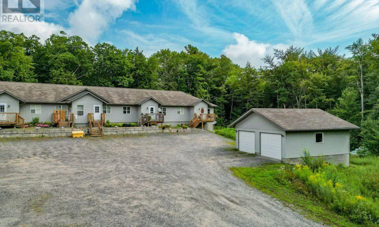 5-45 Seguin Place