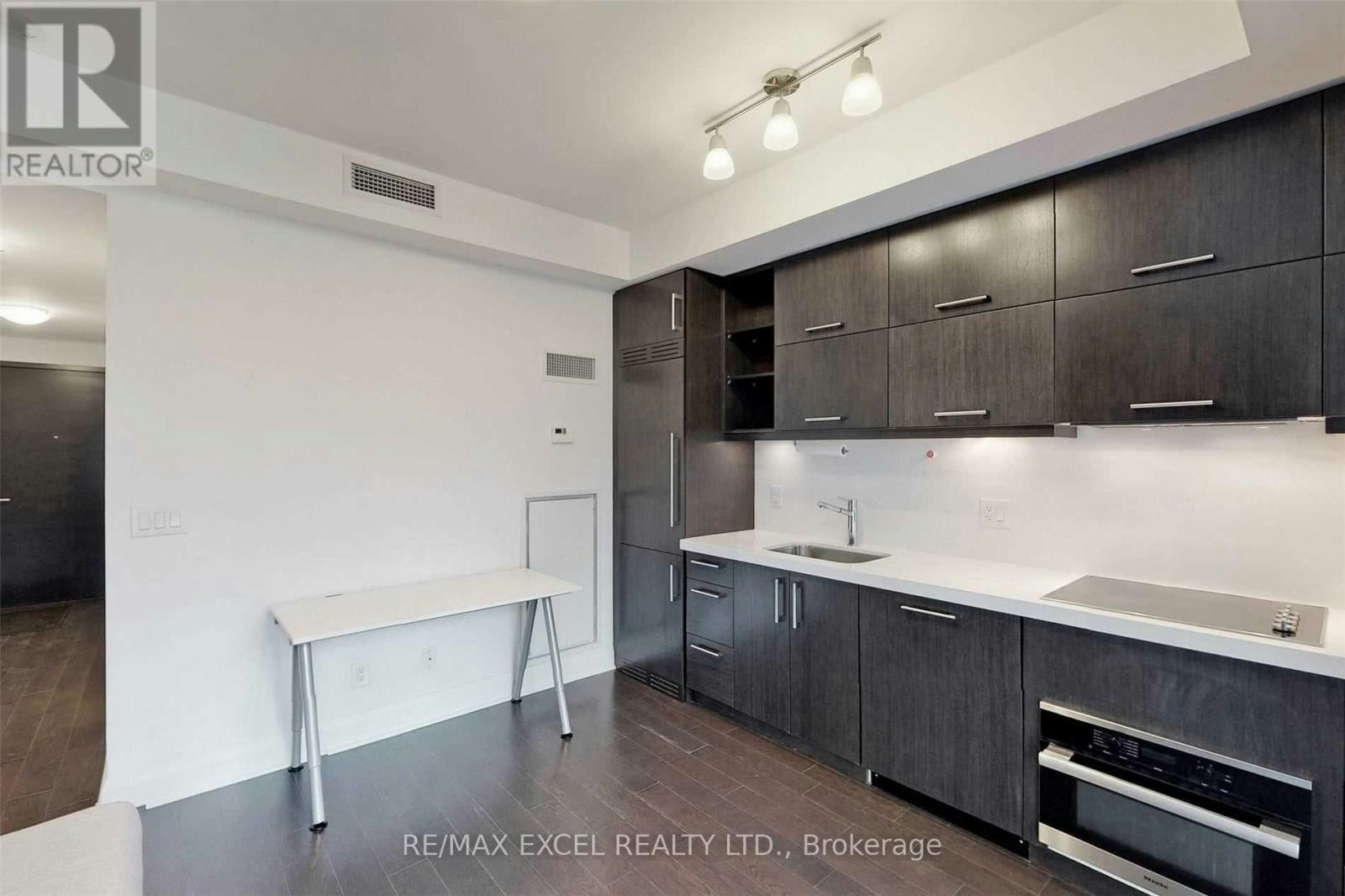 810-65 St Mary Street, Toronto, ON, M5S 0A6 - 13