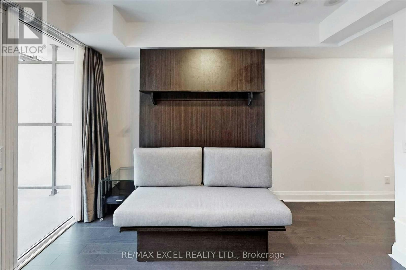 810-65 St Mary Street, Toronto, ON, M5S 0A6 - 10