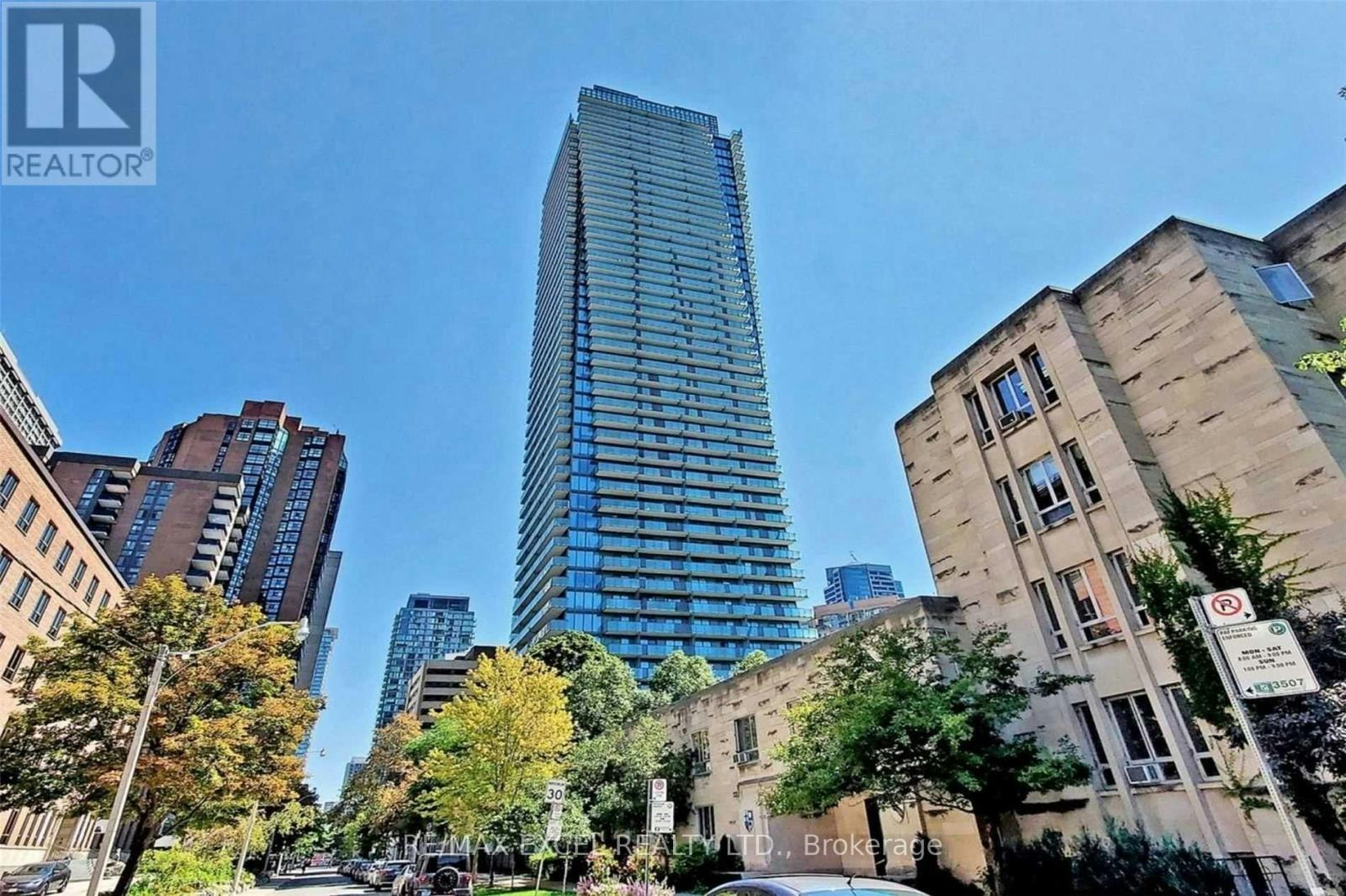 810-65 St Mary Street, Toronto, ON, M5S 0A6 - 2