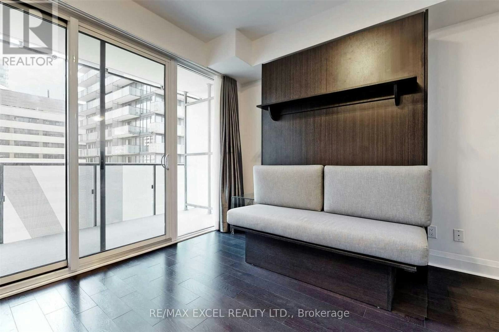 810-65 St Mary Street, Toronto, ON, M5S 0A6 - 8