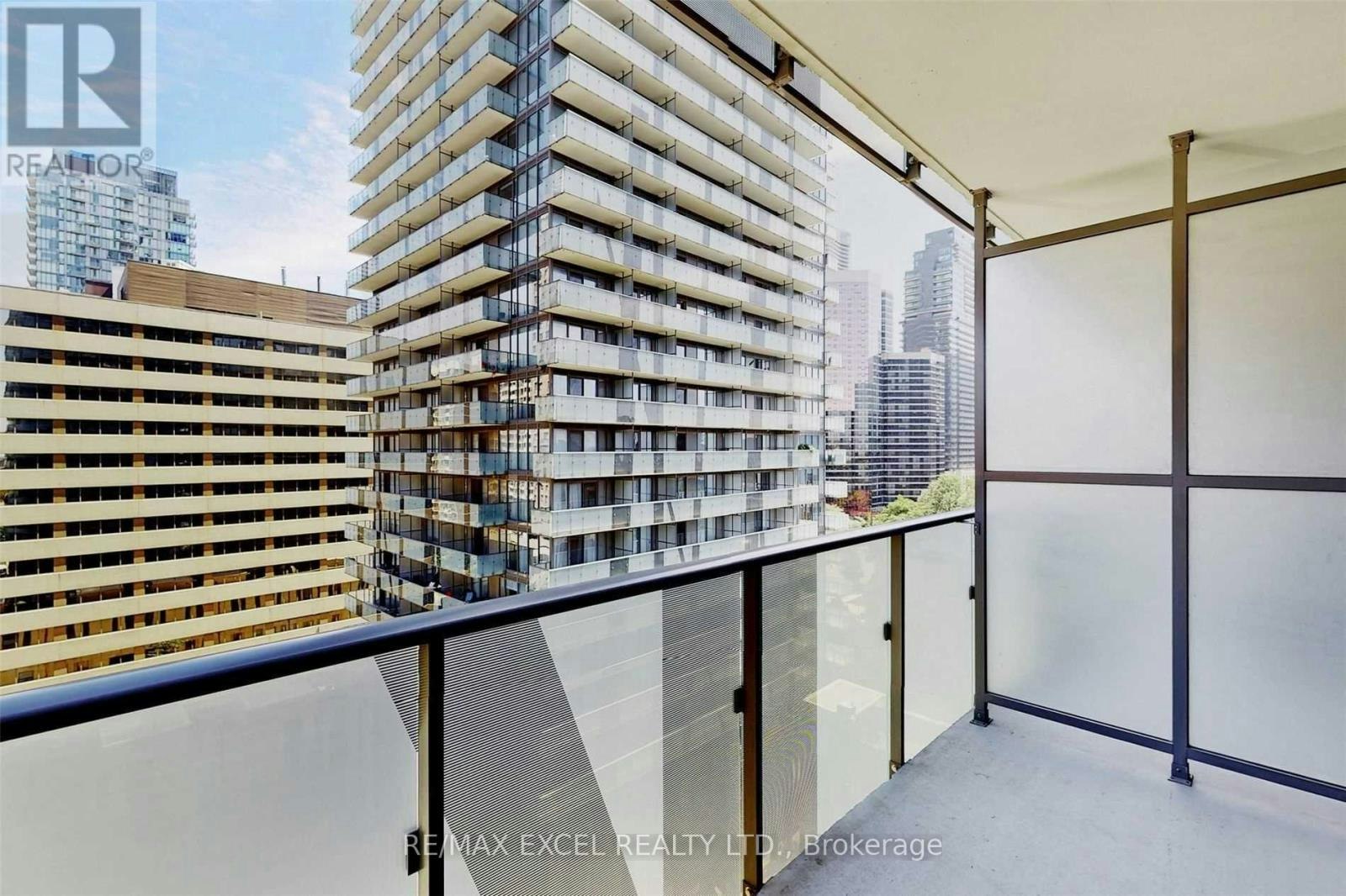 810-65 St Mary Street, Toronto, ON, M5S 0A6 - 21