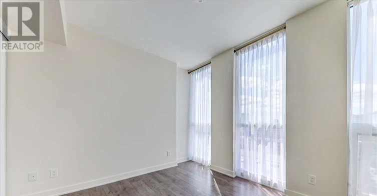 910-2 Sonic Way, Toronto, ON, M3C 0P2 - 18