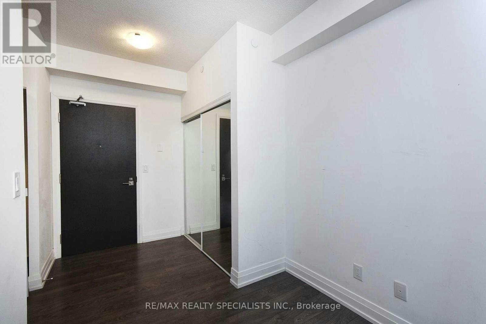 501-3600 7 Highway, Vaughan, ON, L4L 0G7 - 3