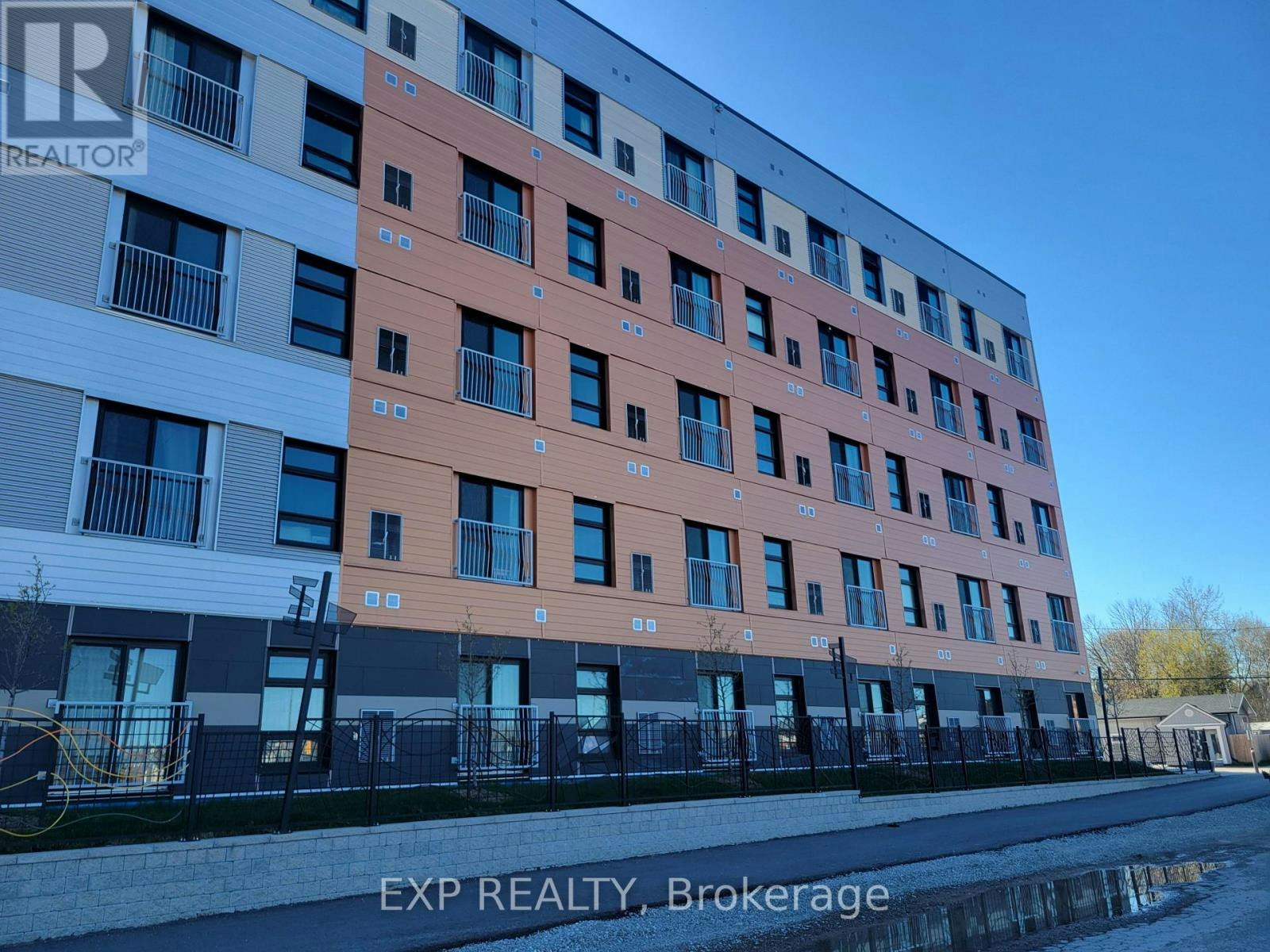 113-75 Barrie Road, Orillia, ON, L3V 8N5 - 2