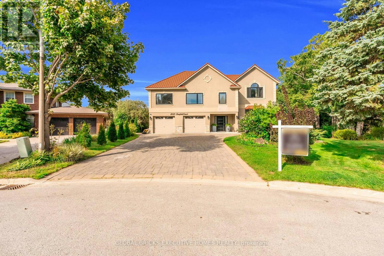2169 Bonfield Court, Burlington, ON, L7P 2W7