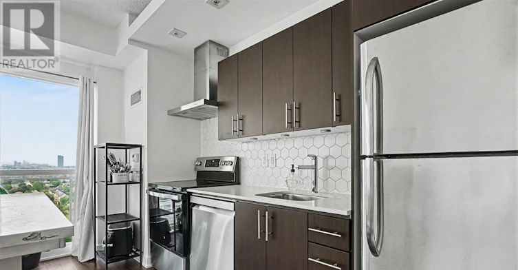 1931-165 Legion Road N, Toronto, ON, M8Y 0B3 - 10