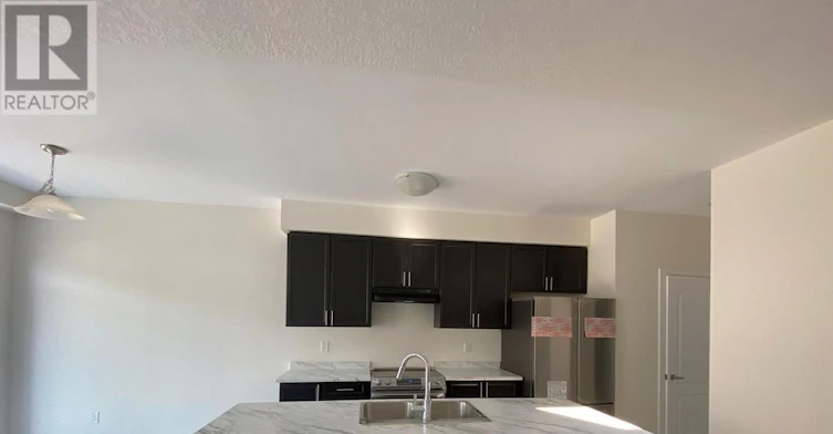18 Monteith Drive, Brantford, ON, N3T 0W6 - 2