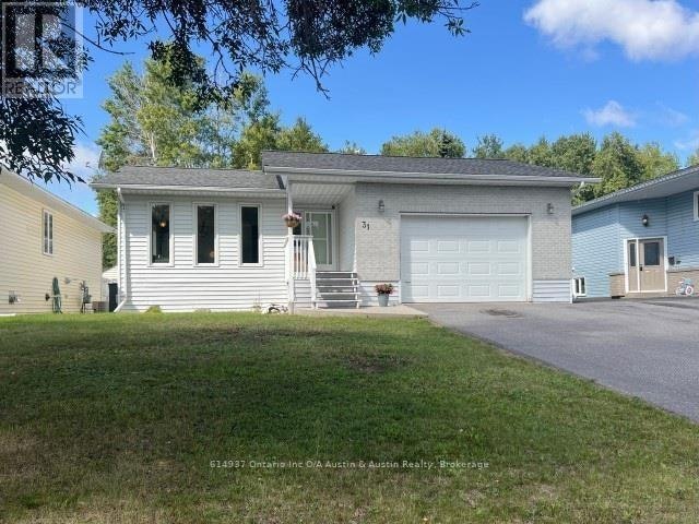 31 Mario Milanese Place, Dryden, ON, P8N 3G8
