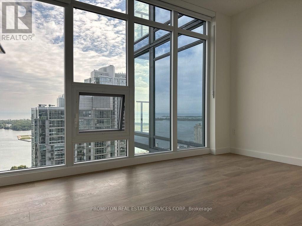 4205-1 Concord Cityplace Way, Toronto, ON, M5V 0X3 - 11
