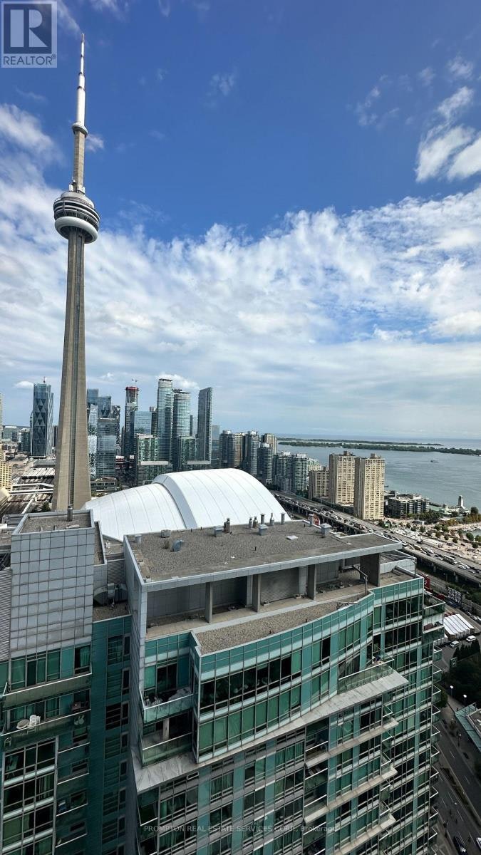 4205-1 Concord Cityplace Way, Toronto, ON, M5V 0X3 - 13